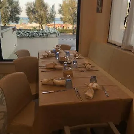 安科酒店 3*